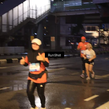 Runner Photo 7883111