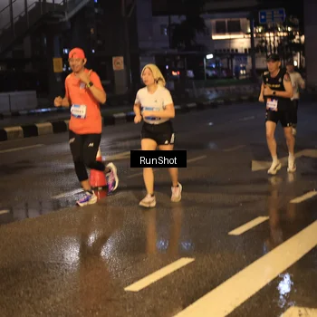 Runner Photo 7883116