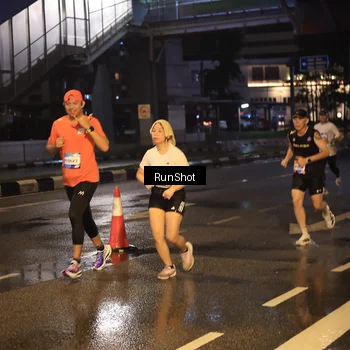 Runner Photo 7883126