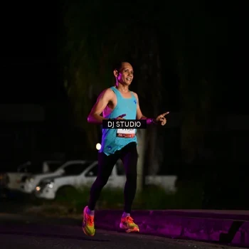 Runner Photo 7883132
