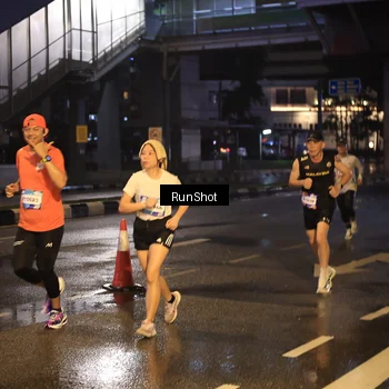 Runner Photo 7883134