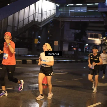 Runner Photo 7883136