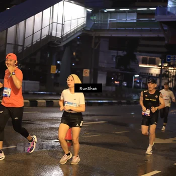 Runner Photo 7883139