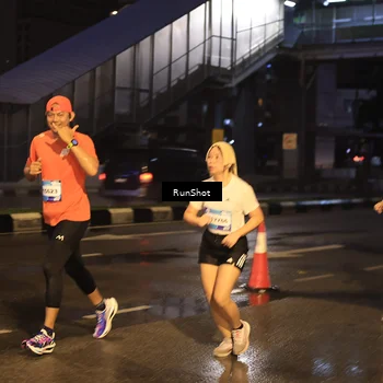 Runner Photo 7883148