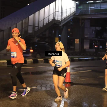 Runner Photo 7883150