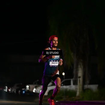 Runner Photo 7883168