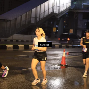 Runner Photo 7883170