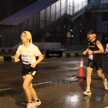 Runner Photo 7883176