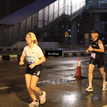 Runner Photo 7883185