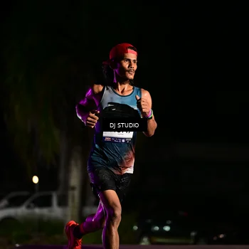 Runner Photo 7883192
