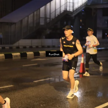 Runner Photo 7883202