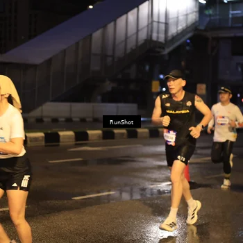 Runner Photo 7883207