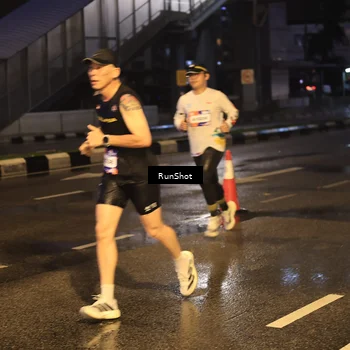 Runner Photo 7883212