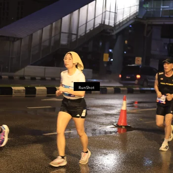 Runner Photo 7883216