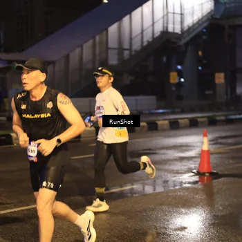 Runner Photo 7883231