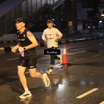 Runner Photo 7883234