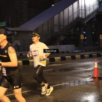 Runner Photo 7883241