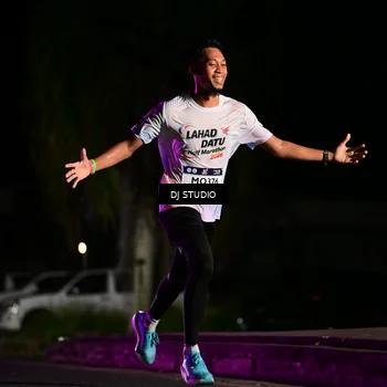 Runner Photo 7883245