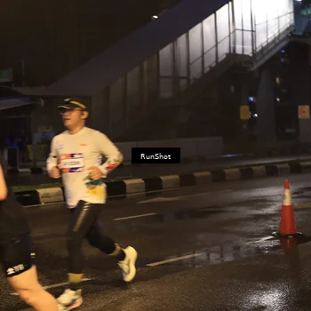 Runner Photo 7883255