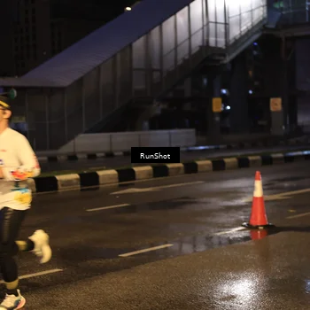Runner Photo 7883260