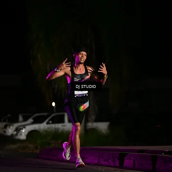 Runner Photo 7883265