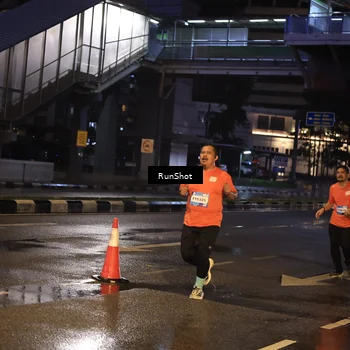 Runner Photo 7883280