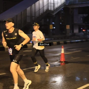Runner Photo 7883301