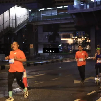 Runner Photo 7883309