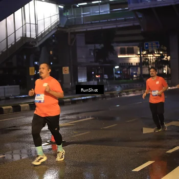Runner Photo 7883310