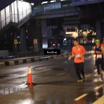 Runner Photo 7883329