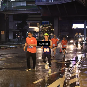 Runner Photo 7883342