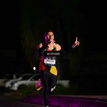 Runner Photo 7883346