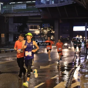 Runner Photo 7883354