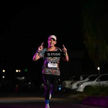 Runner Photo 7883375
