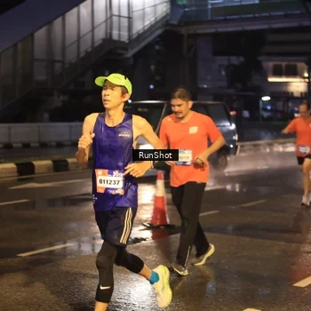 Runner Photo 7883380