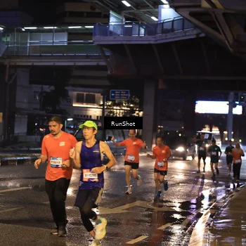 Runner Photo 7883389