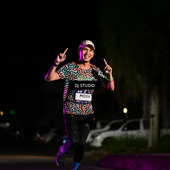 Runner Photo 7883391