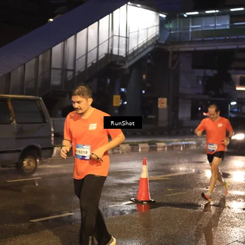 Runner Photo 7883397