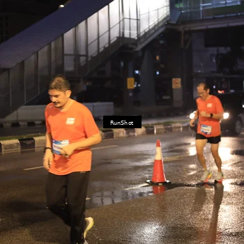 Runner Photo 7883409