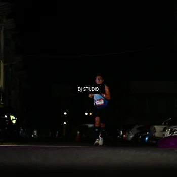 Runner Photo 7883423