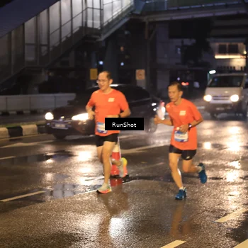 Runner Photo 7883432
