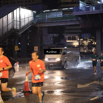 Runner Photo 7883443
