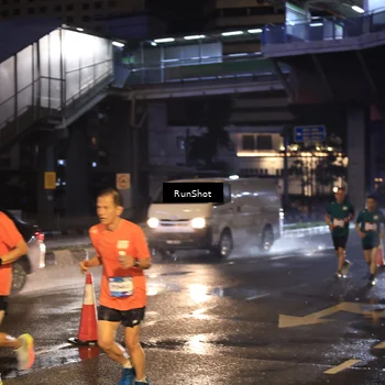 Runner Photo 7883445