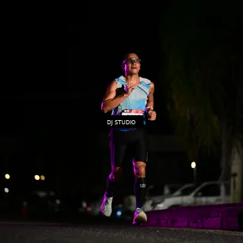 Runner Photo 7883451
