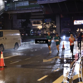 Runner Photo 7883460