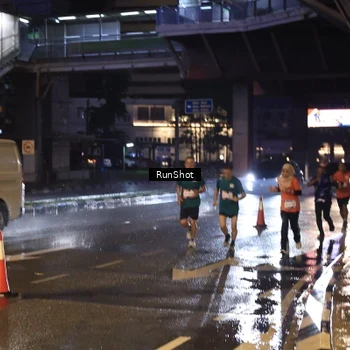 Runner Photo 7883468