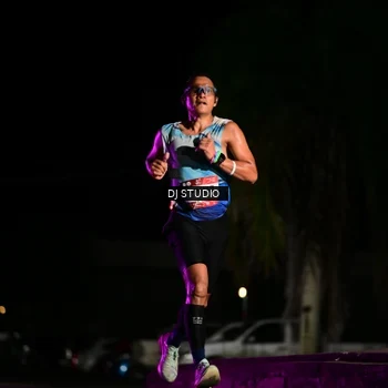 Runner Photo 7883470