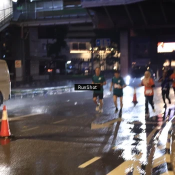 Runner Photo 7883472