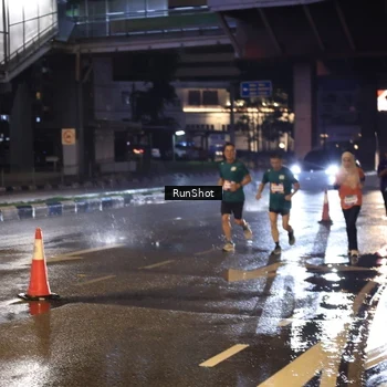 Runner Photo 7883478