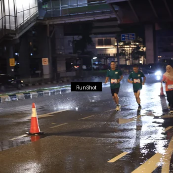 Runner Photo 7883484